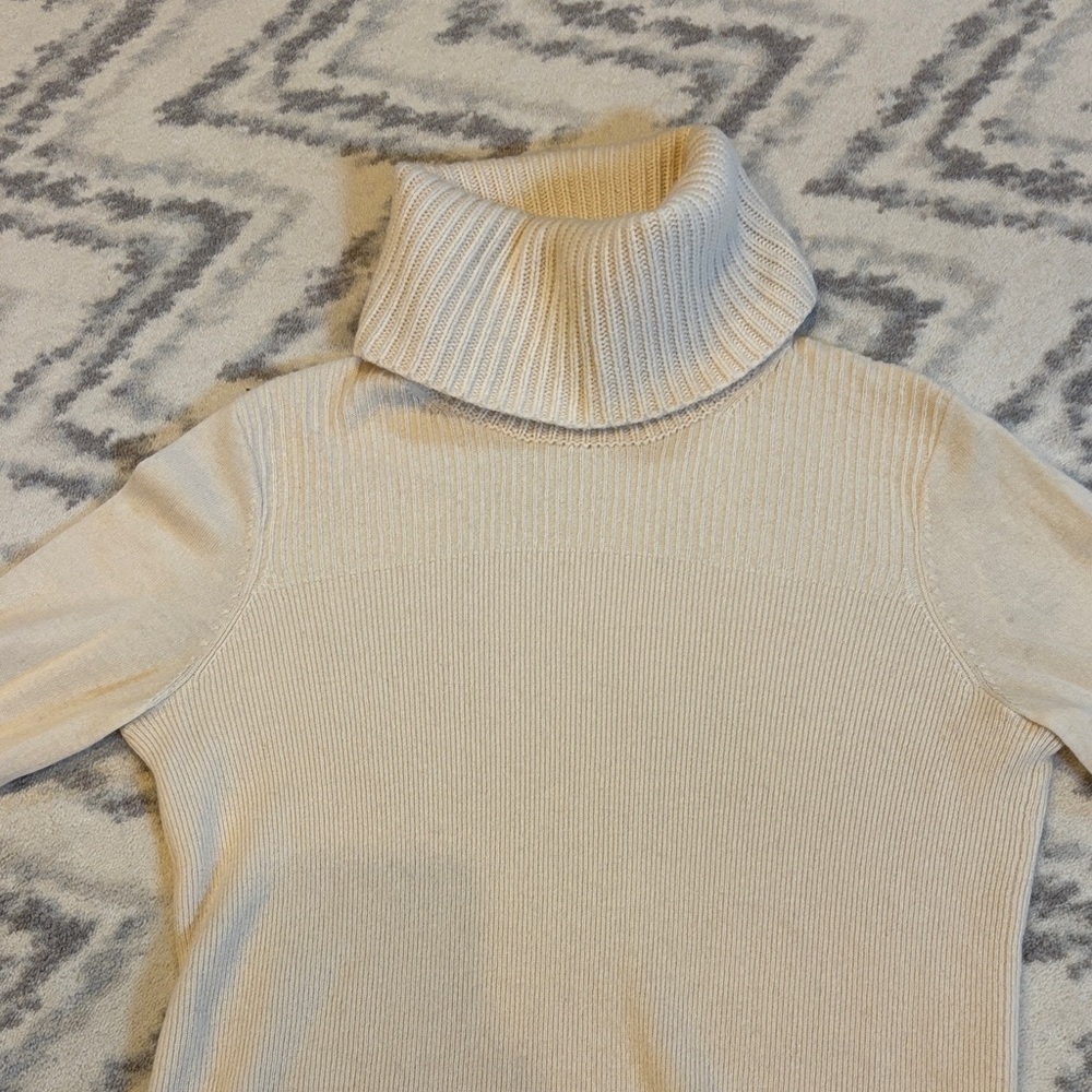 Veronica Beard Cream Cashmere Turtleneck Sweater - Picture 3 of 7